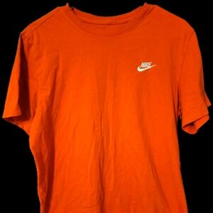 Nike tshirt